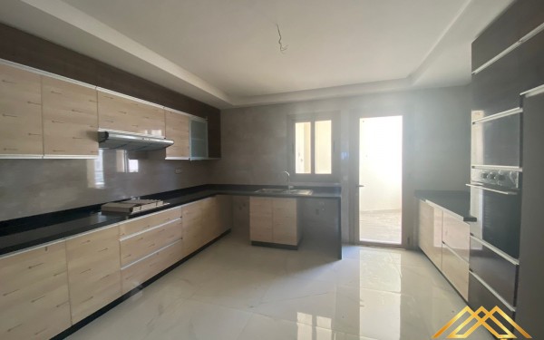 01-randome-6250303000e51