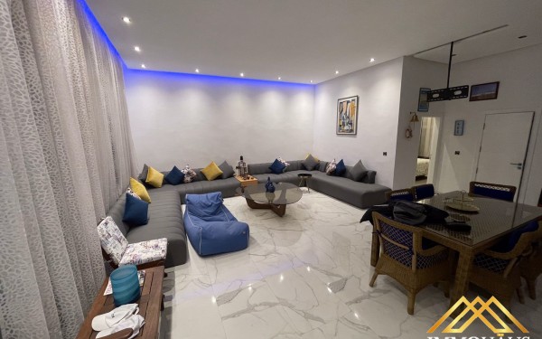 01-randome-6229e4408f573